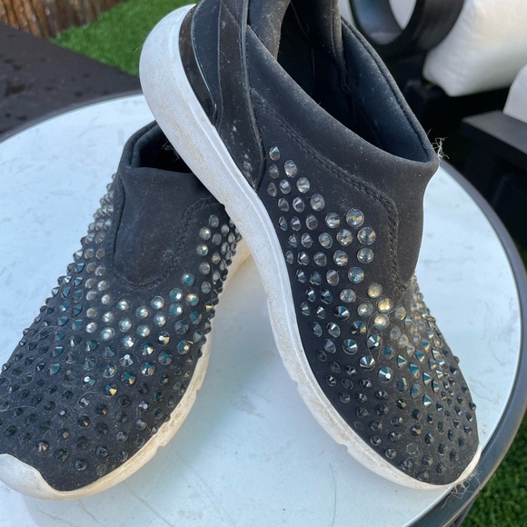 Michael kors black slip in sneakers with pewter and black stones, preowned - Picture 4 of 4